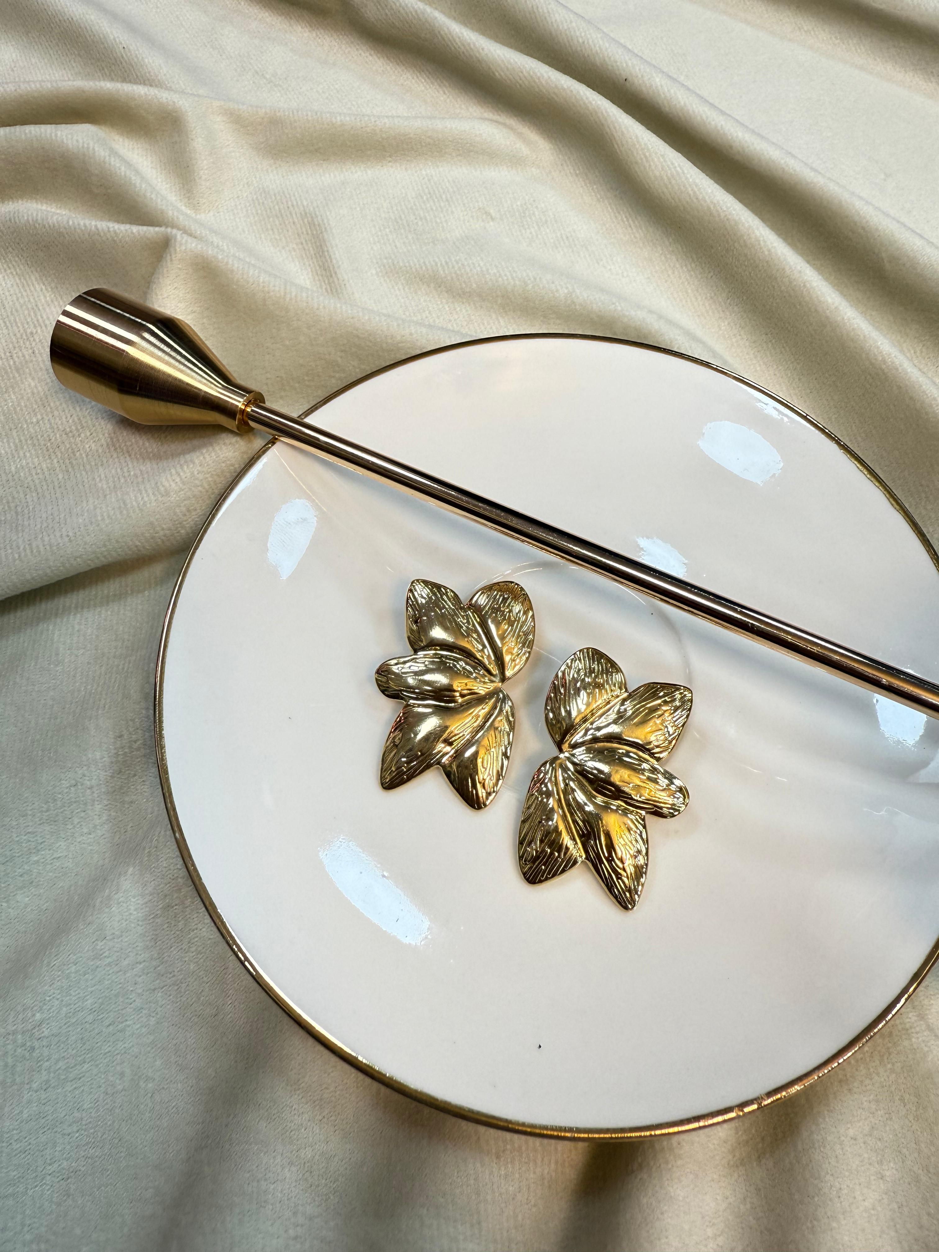 Half Flower earrings